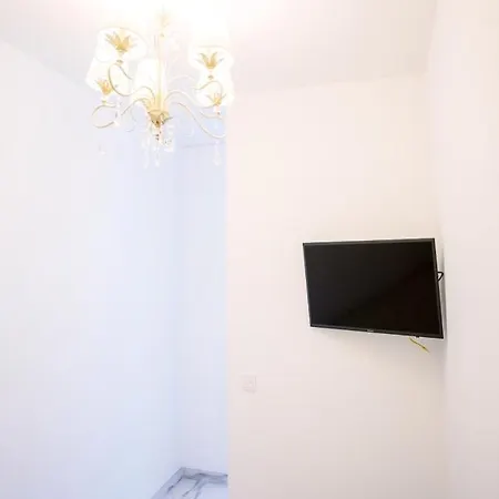 Mieterlux White Apartment