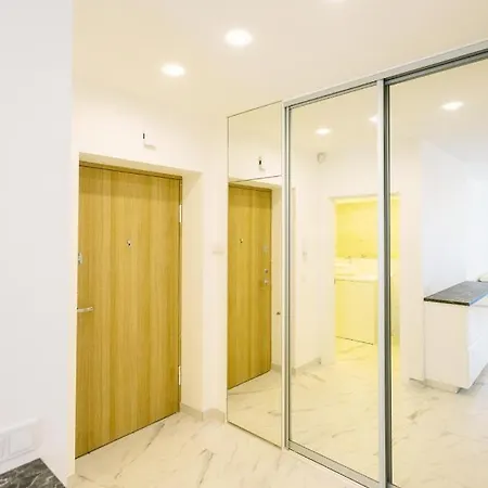 Mieterlux White Apartment *