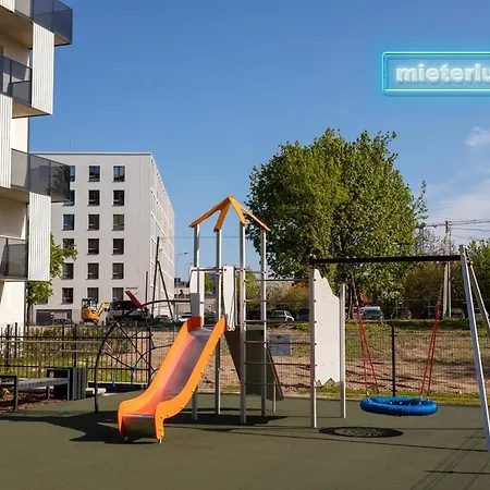 Mieterlux White Апартаменты *